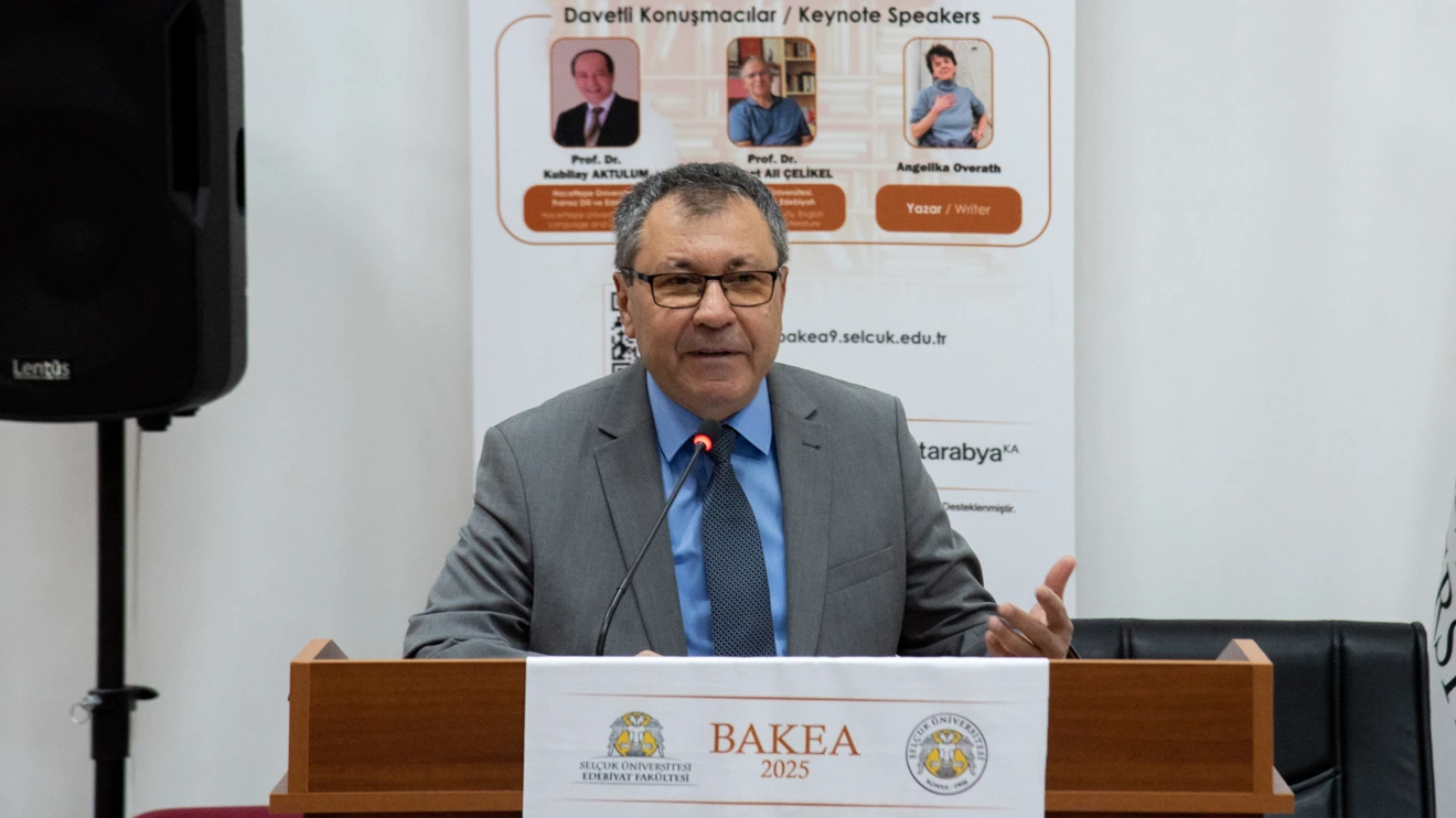 Uluslararası Batı Kültürü ve Edebiyatları Araştırmaları Sempozyumu başladı